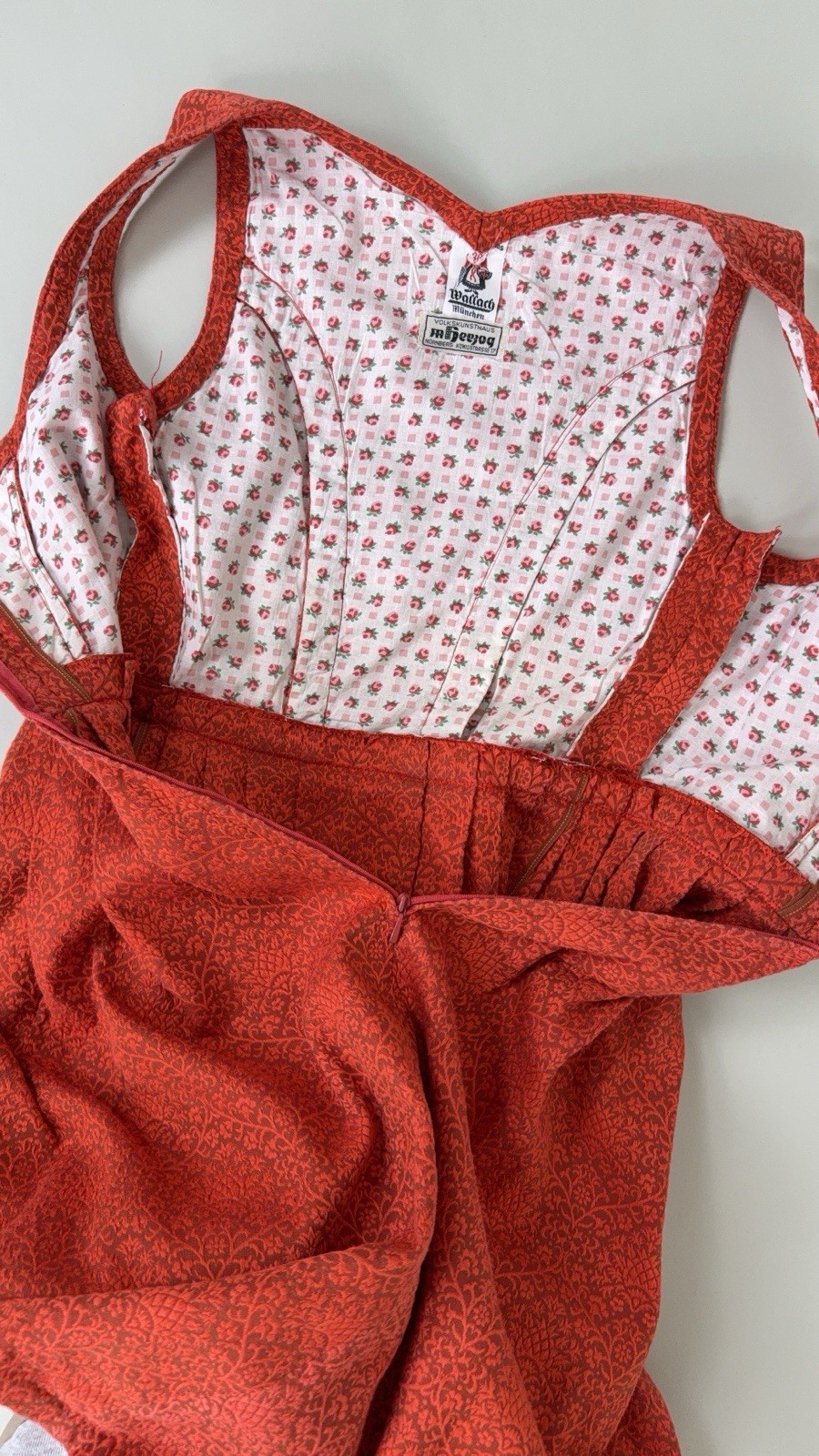 Wallach Volkskunfthaus Munchen Antique Dress German Red Hand Made Dirndl XS