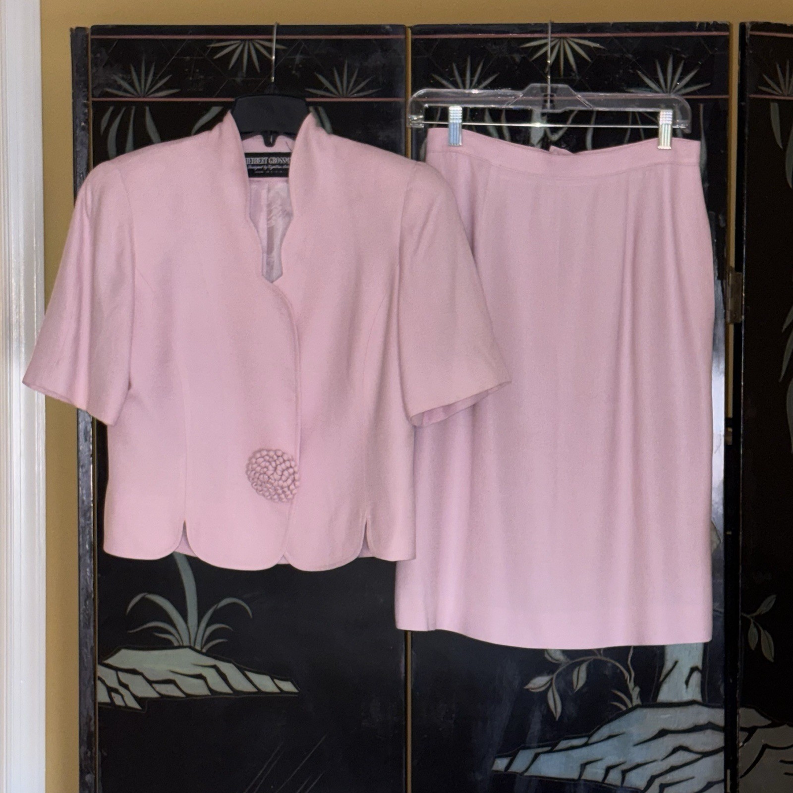 Vintage Pink Women’s Skirt Set – Elegant Two-Piece Ensemble, Stunning!