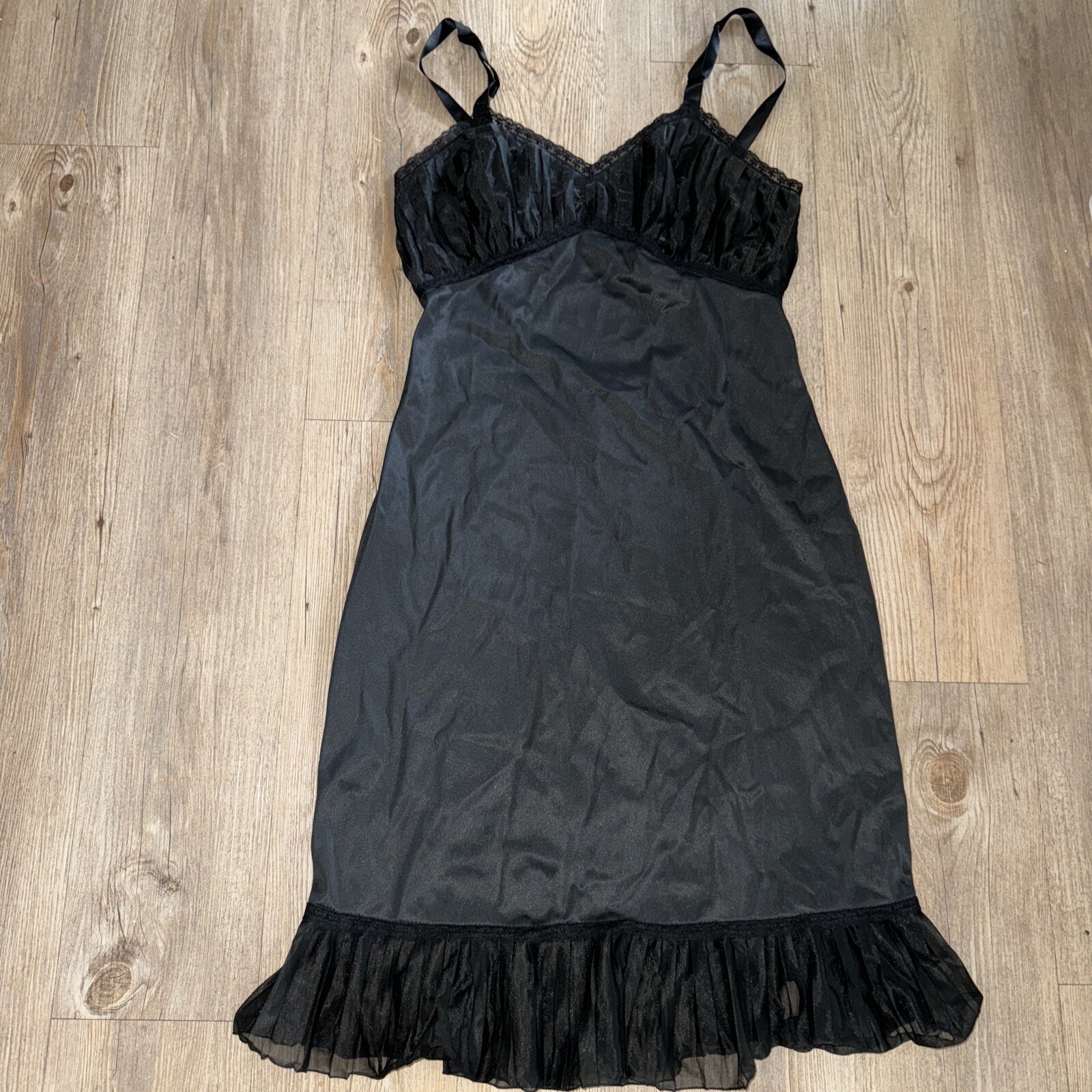 70s Vintage ROGERS Ruffled Below Knee Full Slip Dress TRICOT NYLON Size 34 Small