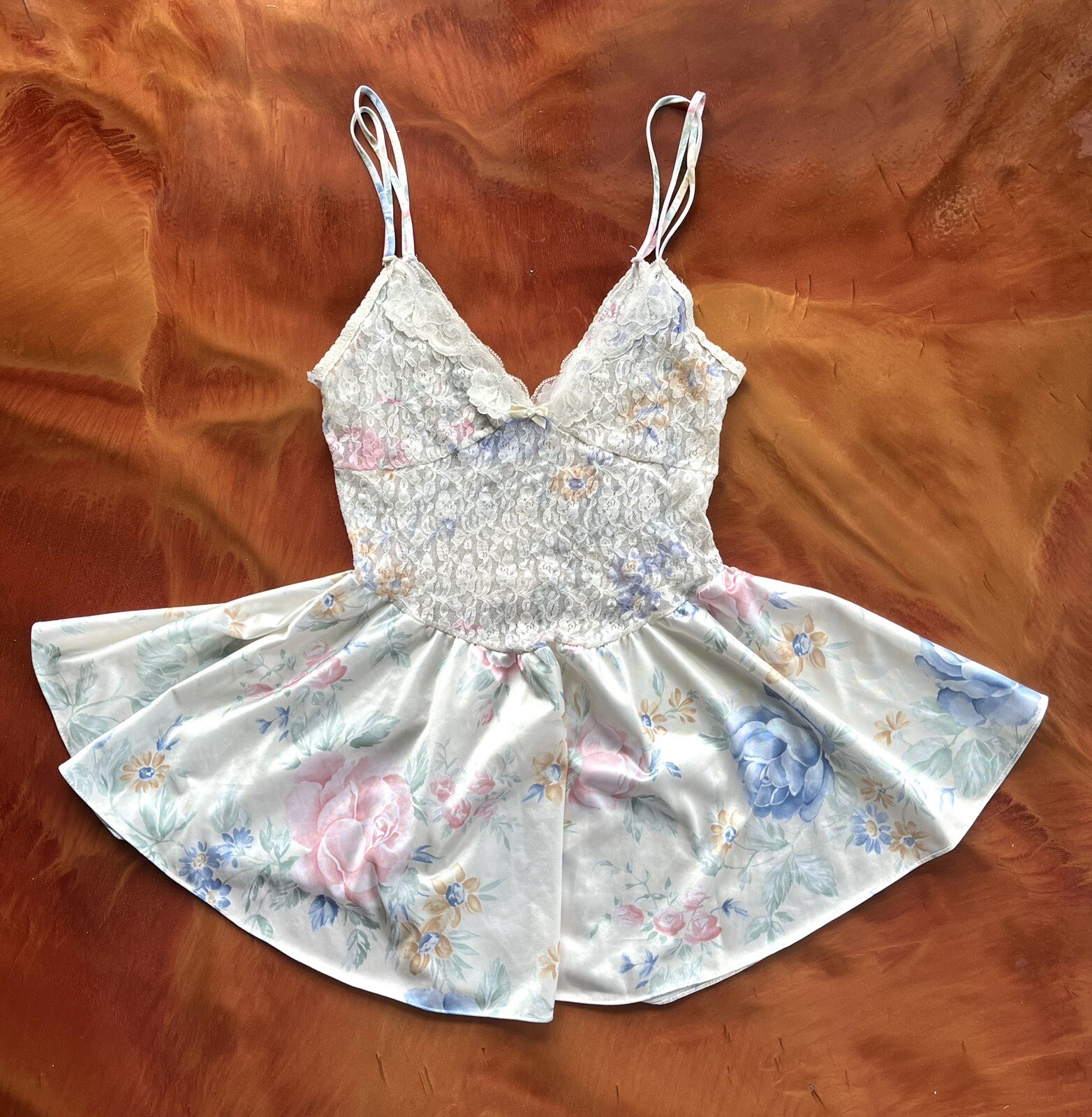 VINTAGE Made In USA Lingerie Floral Chemise Lace Nylon Sz Medium Gorgeous