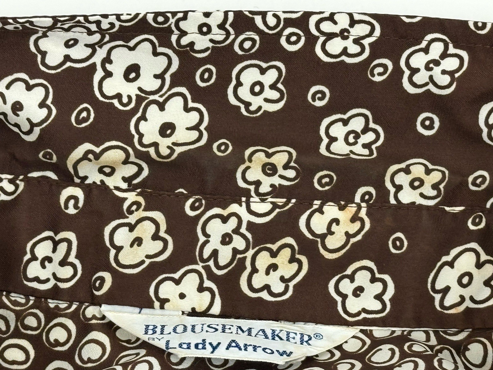 Vintage 1970s Blousemaker Lady Arrow Brown Floral Button Up Shirt