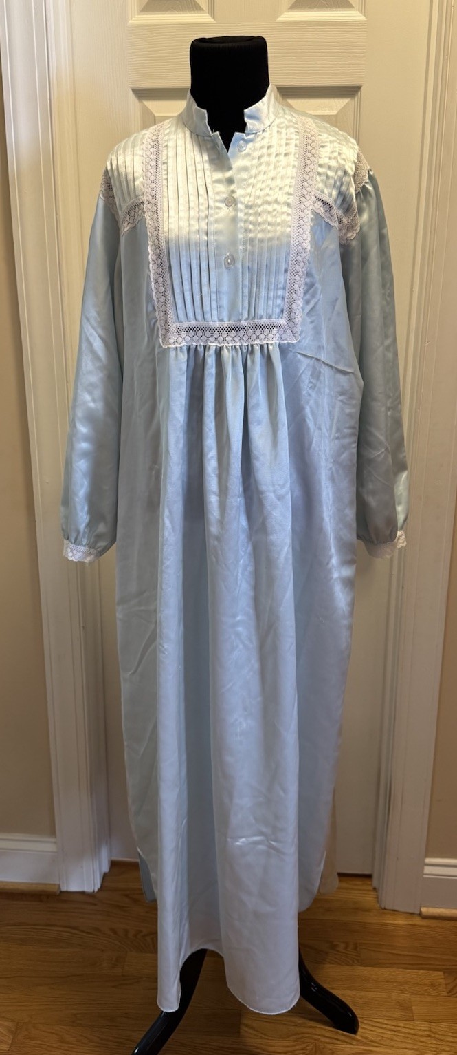 Vintage Ilise Stevens Satin Lace Shiny Nightgown XL Aqua Flannel Lined Maxi READ