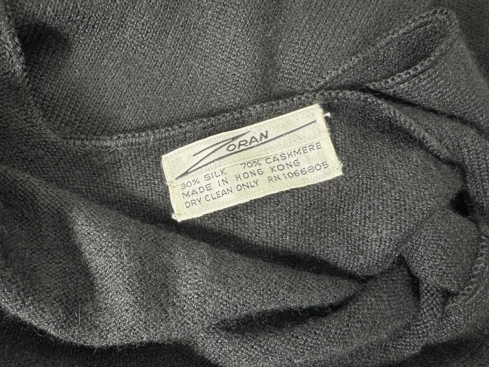 New Zoran Vintage Designer Cashmere Silk Sleeveless, Boat Neck Black Knit Dress