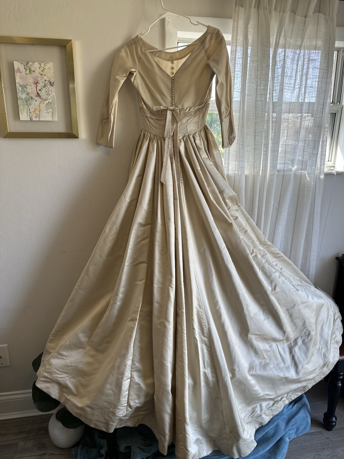1950s Vintage Priscilla Of Boston Ivory Satin Gown V Bodice /Neck 3/4 Sleeve