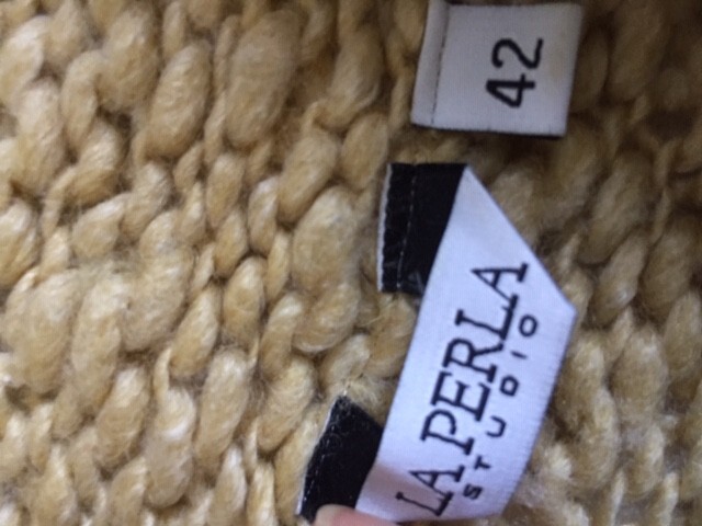 La Perla, handmade, 50% wool, 50% acrylic, vintage, women’s pullover size IT42