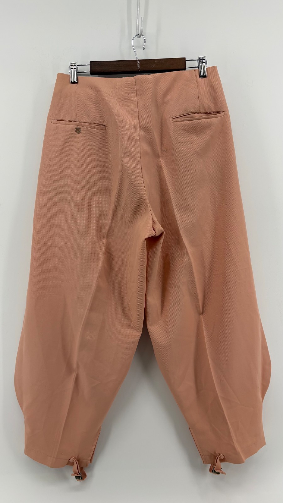 The T Barry Knicker Co. Golf Pants Womens Light Pink Pleated Buckle Belt Vintage