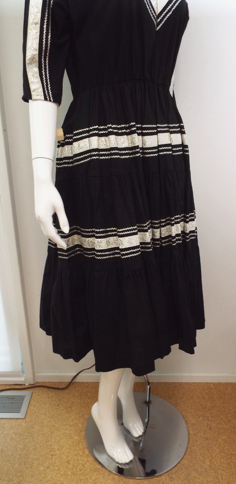 Vintage 1950s Peggy Lee Arizona Black Patio Full Circle Dress NOS Tags Silver 12