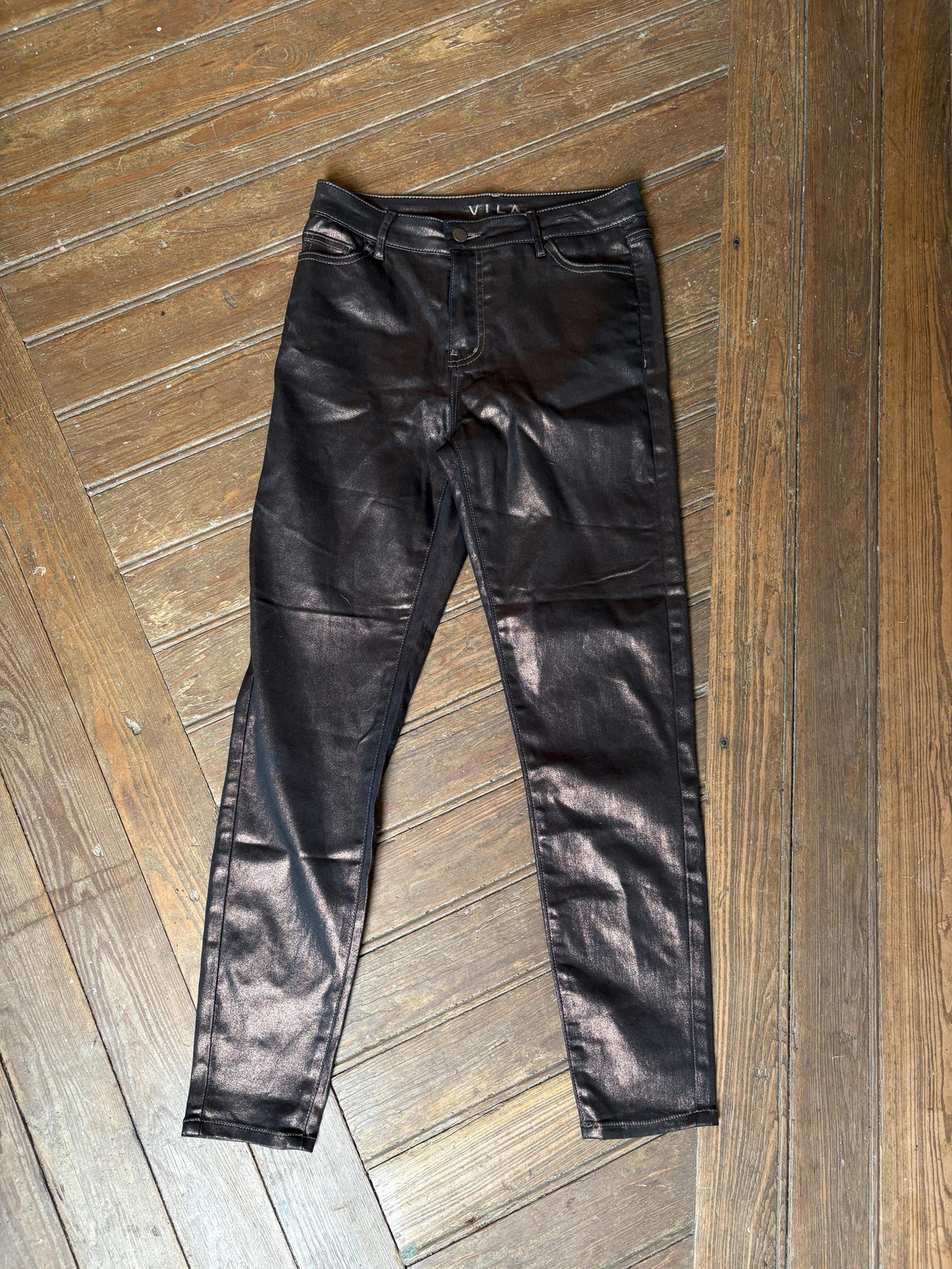 Metallic black skinny pants, Vintage Vila garment coated pants, Festive glitter