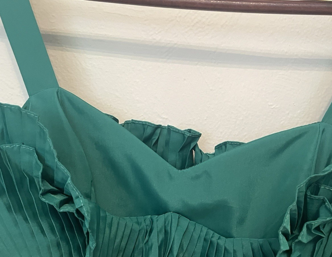Vintage Green Party Dress Full Skirt Stand Up Neck Satin Mid-Length No Tags