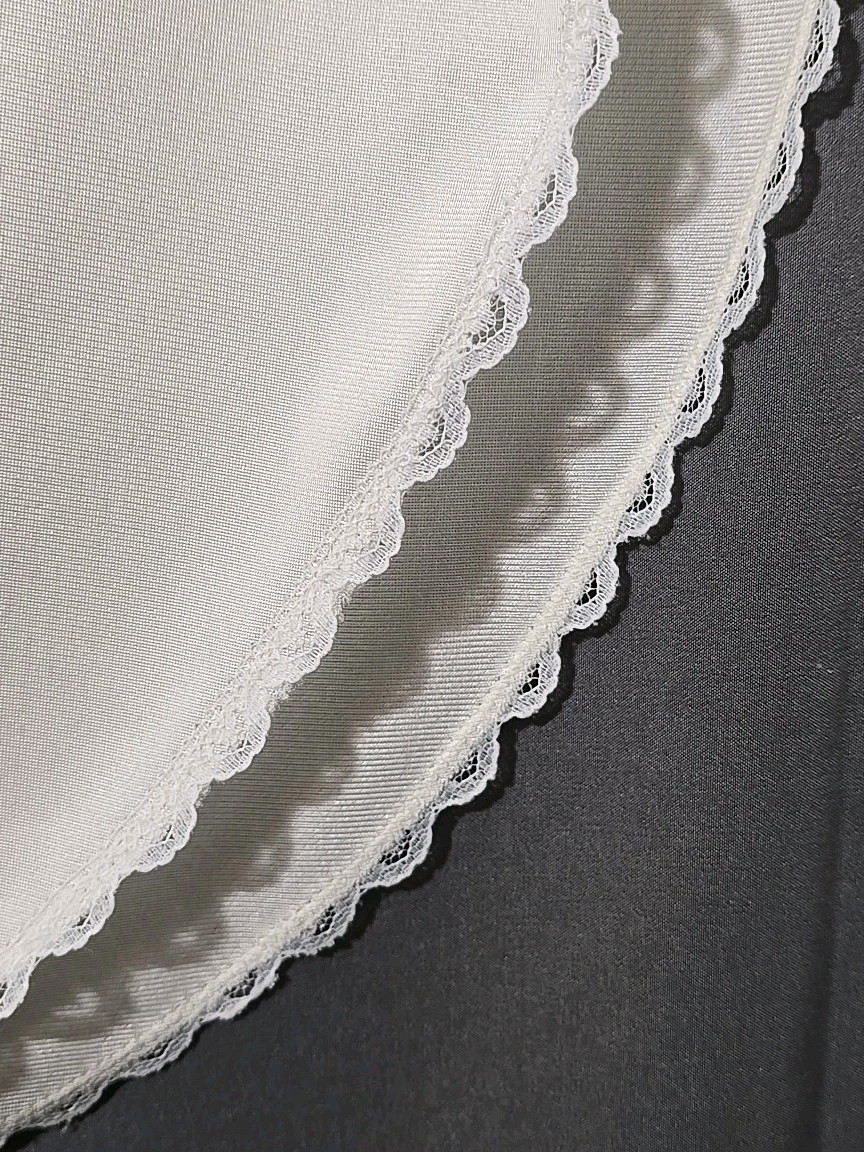 Nylon Half Slip Warner’s Perfect Measure Ivory Nylon Waist 25″-32″ Length 27″
