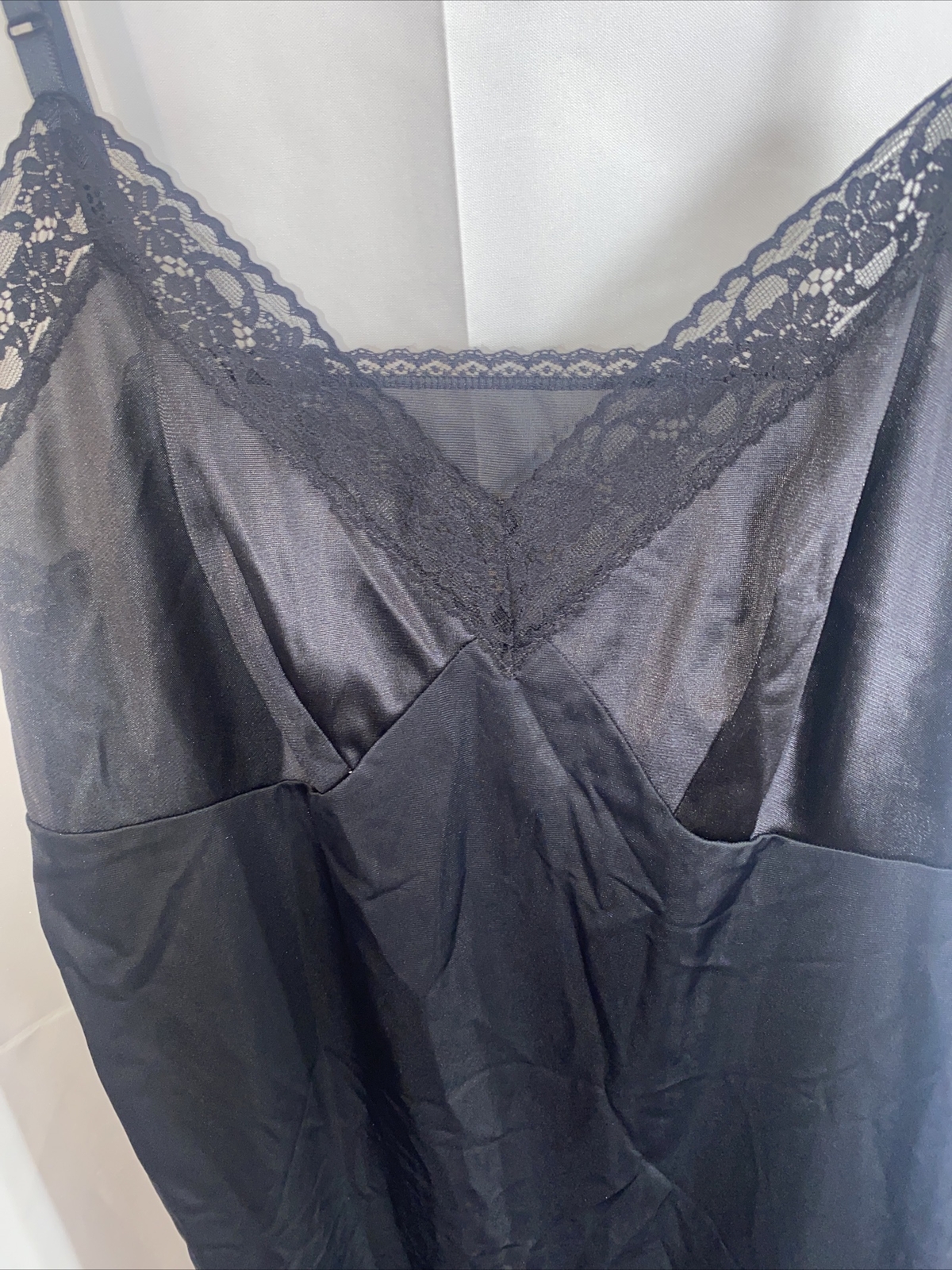Vanity Fair Style 10-103 Black Slip Or Nightgown