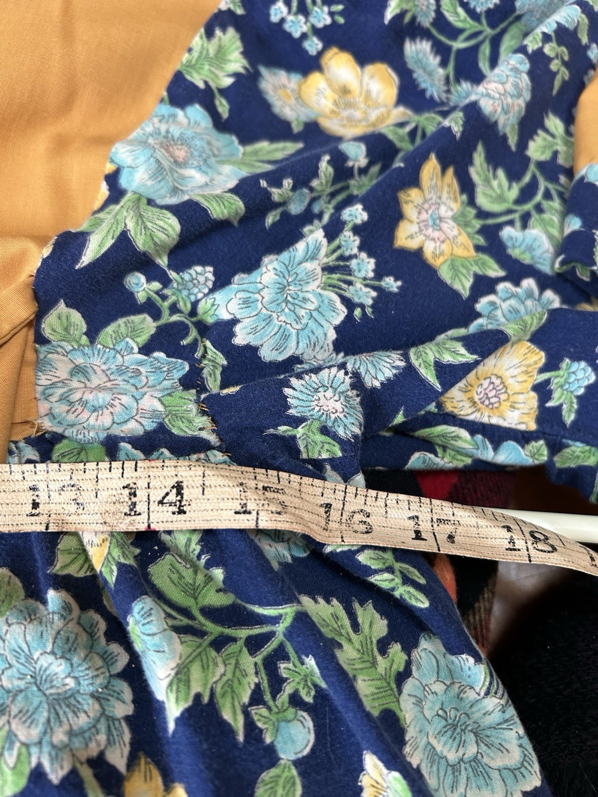 Vintage 1960s Tunic Top Floral Smock Shirt Babydoll Kimono Sleeve Flare 32”