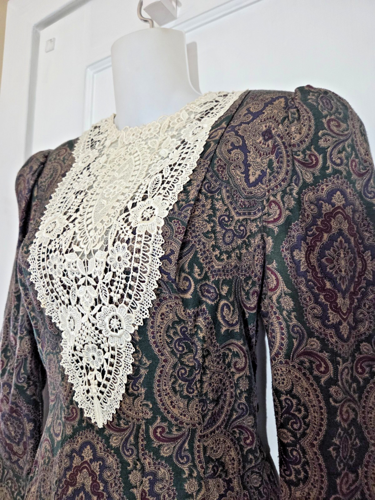 Vintage SCOTT McCLINTOCK Floral Midi Dress Lace Bib Victorian Cottagecore Size 4