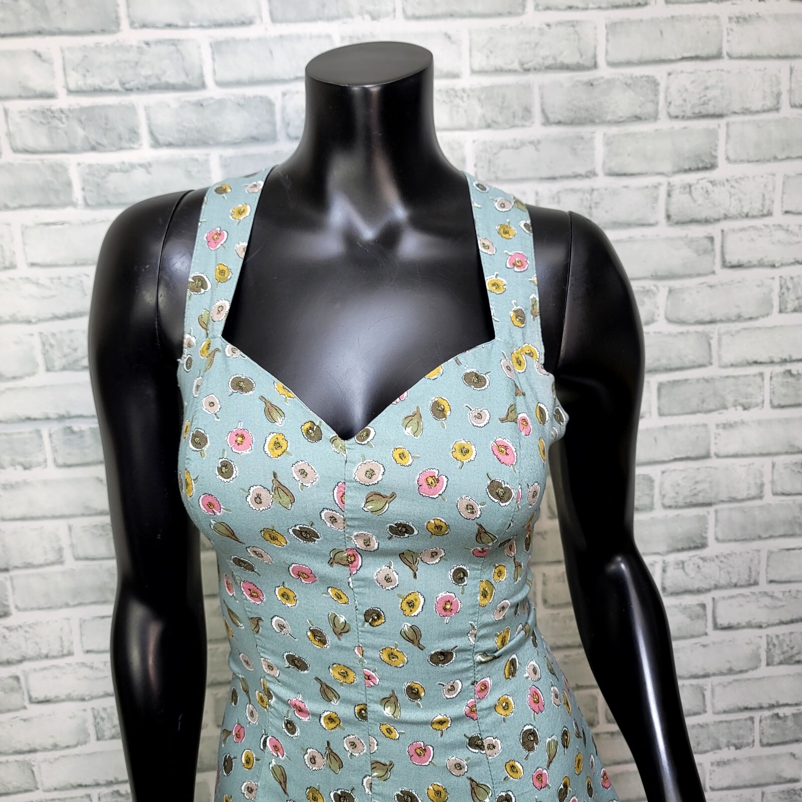 Vintage 90s Y2K Rampage Size S/M Floral Criss Cross Back Fit & Flare Dress