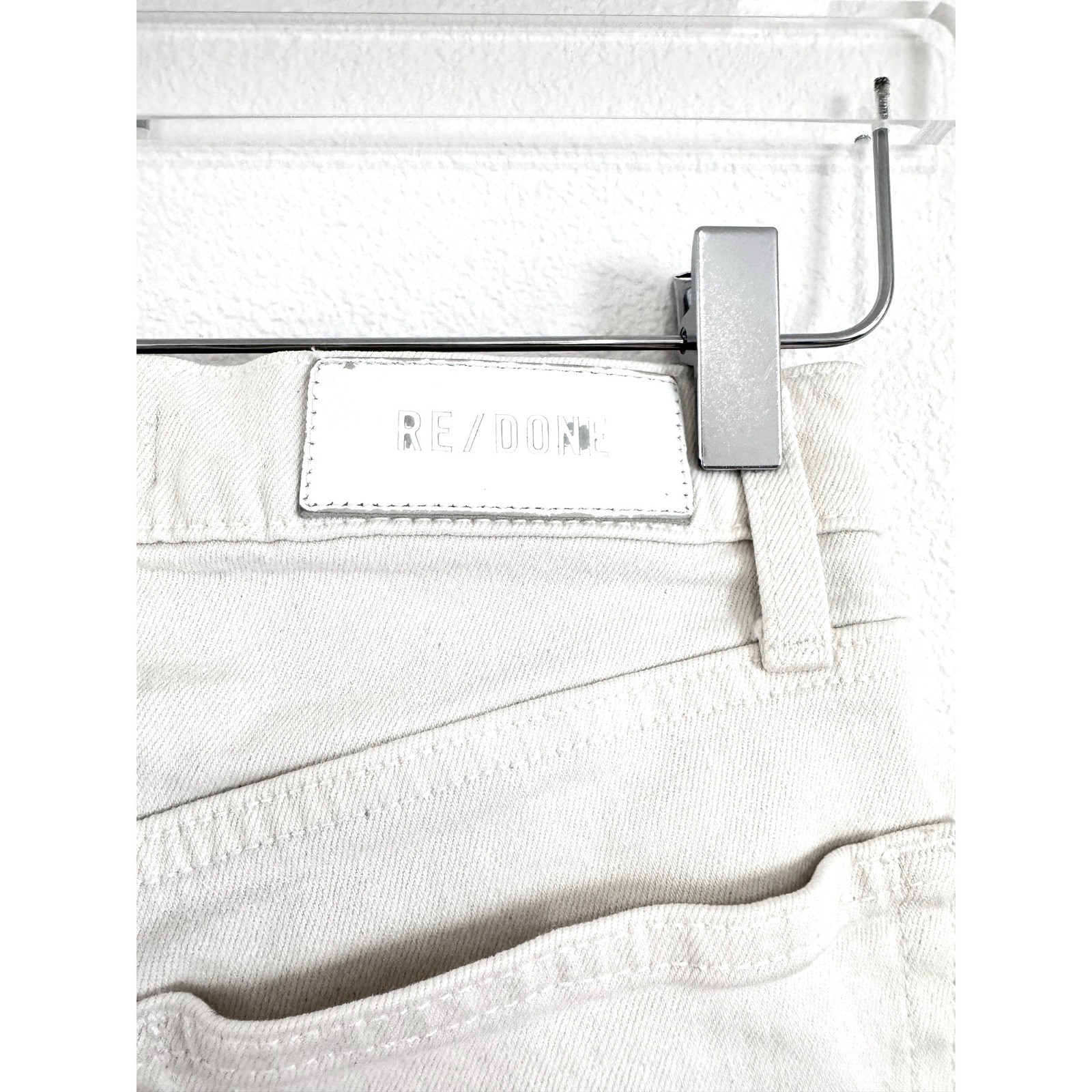 RE/DONE High-Rise Stove Pipe Straight Leg Jeans in Vintage White with Raw Hem