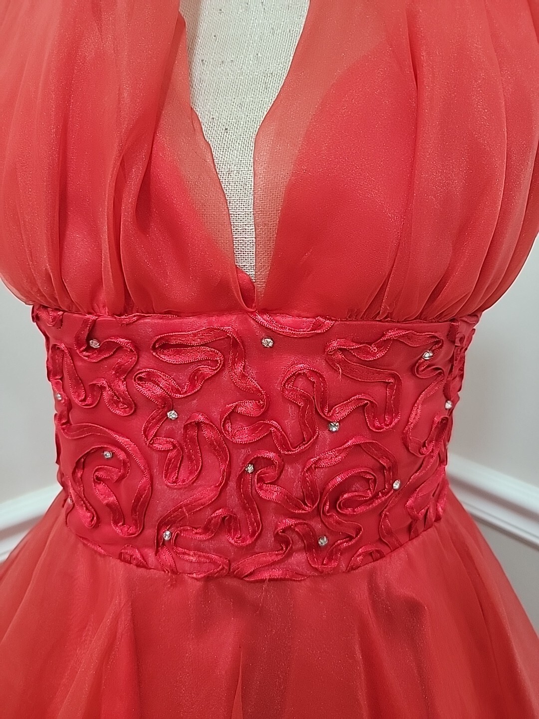VTG Faviana PM Womens Red Halter Neck Back Zip Fit And Flare Dress /Rhinestones