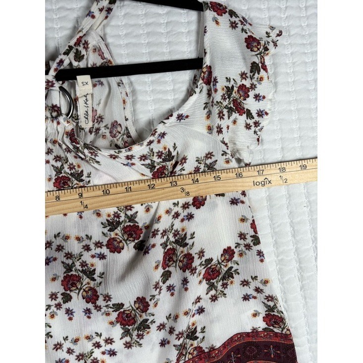 Chloe & Katie Floral Crop Top XS Boho Cottagecore Tie Front Cold Shoulder Rayon