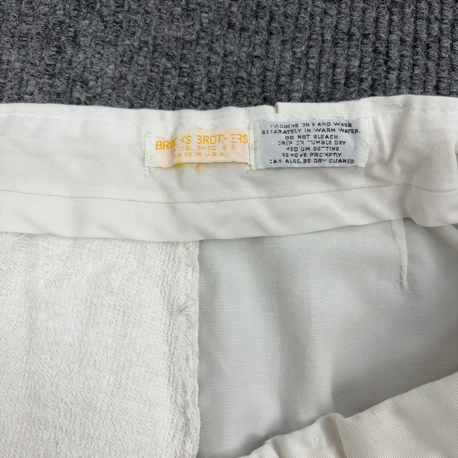 Vintage Brooks Brothers Shorts Womens XL White Cotton Golden Fleece Logo Preppy