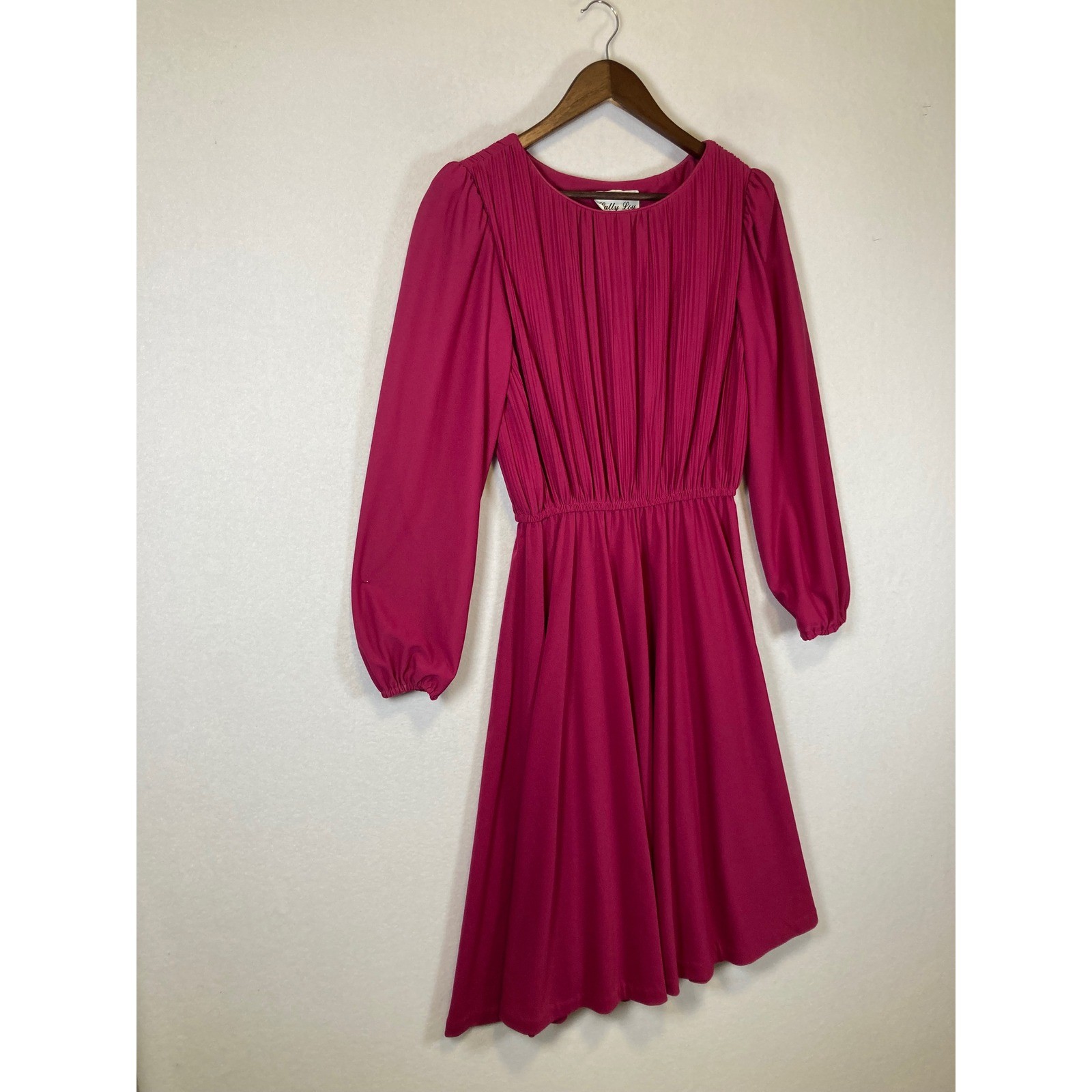 Vintage Sally Lou Women Magenta Pink Pleated Long Sleeve Elastic Waist Dress