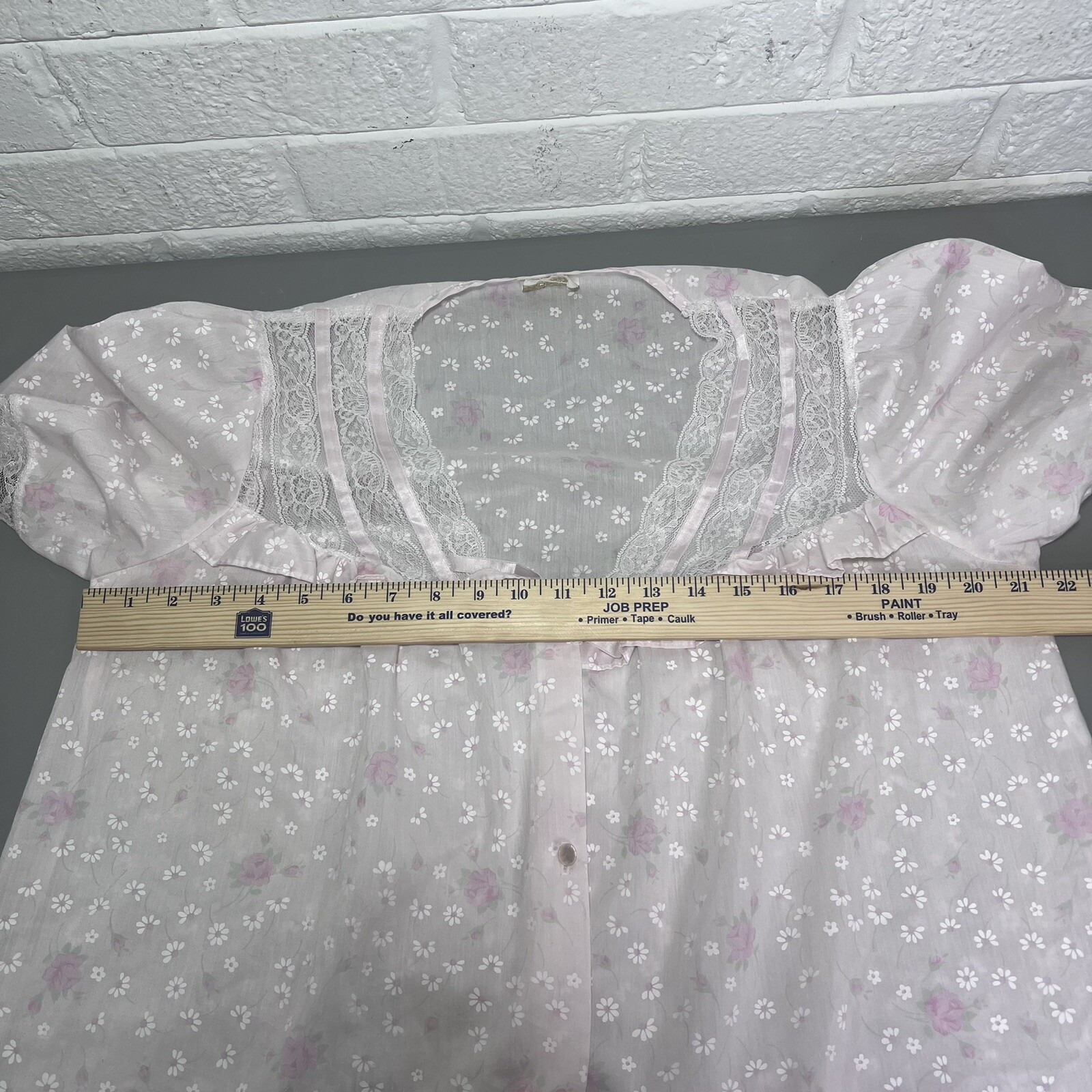 Vintage STARDUST light Pink floral Lace Ruffle nightgown Size Large
