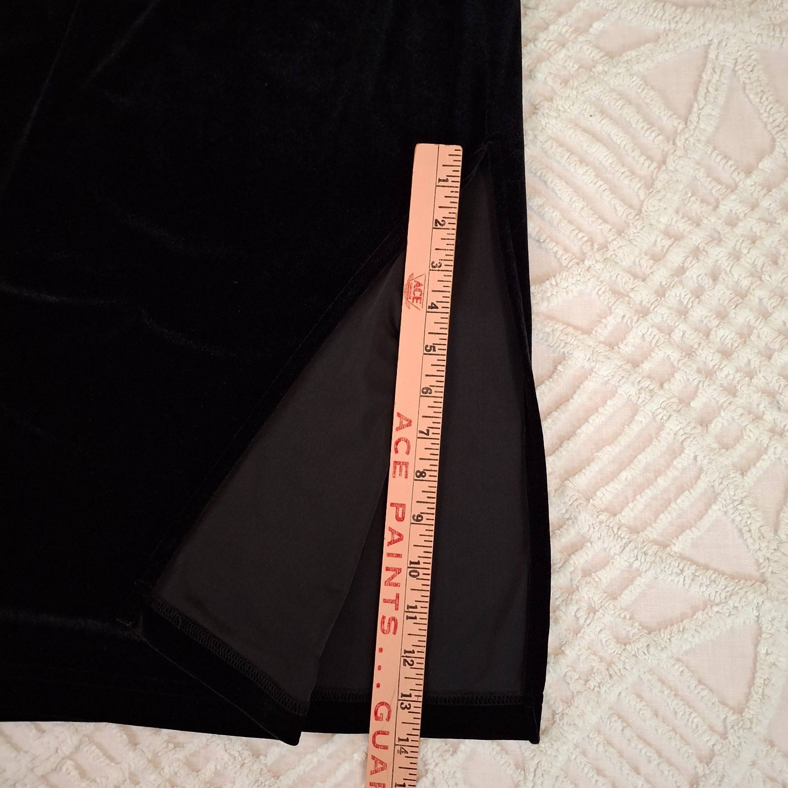 Clio Womens Medium Maxi Skirt Black Velvet Elastic Waist Side Slit Vintage USA