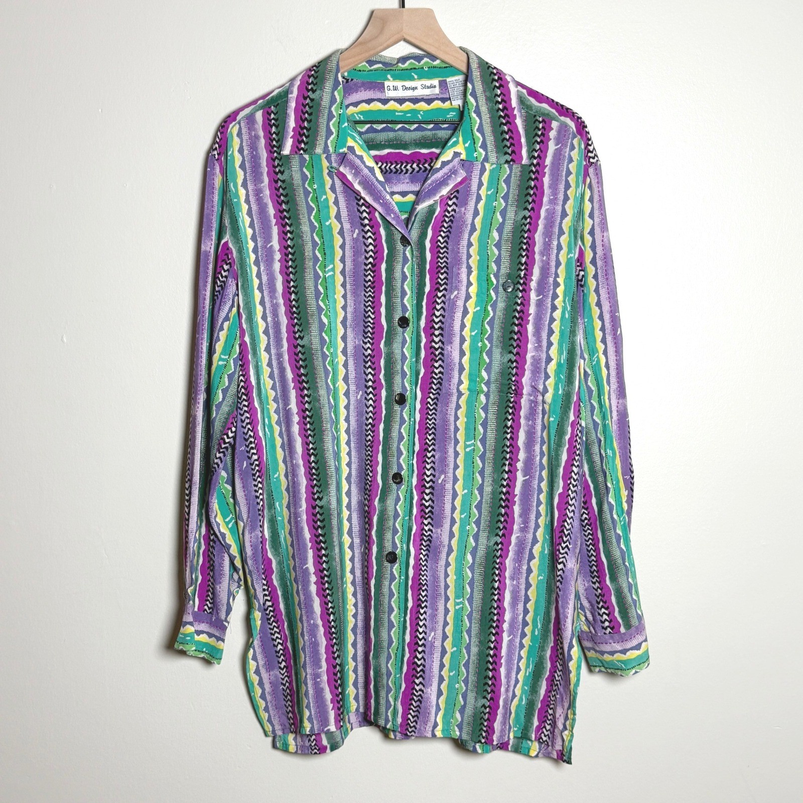 G.W. Design Studio VTG 100% Silk Blouse Purple Green Geometric Stripe Large