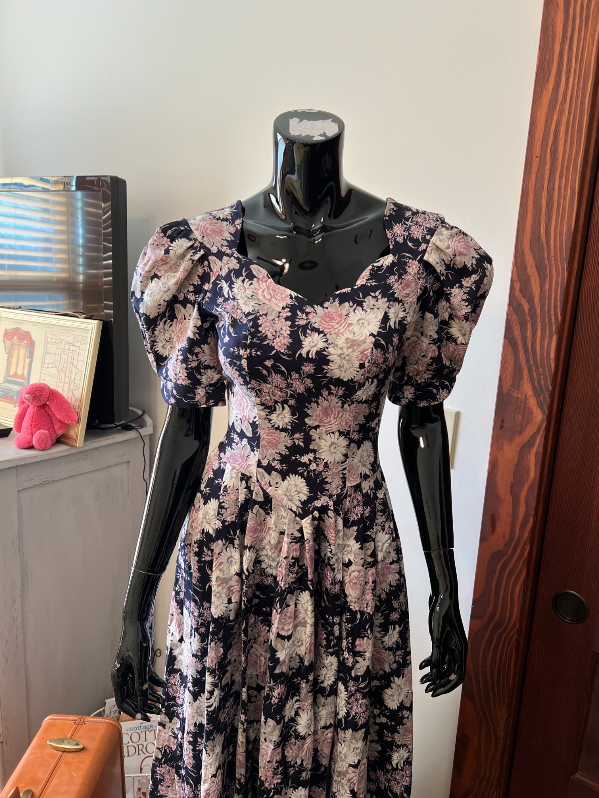 Vtg 80’s LAURA ASHLEY Floral Sweetheart Neckline Garden Tea Dress XS Navy/Pink