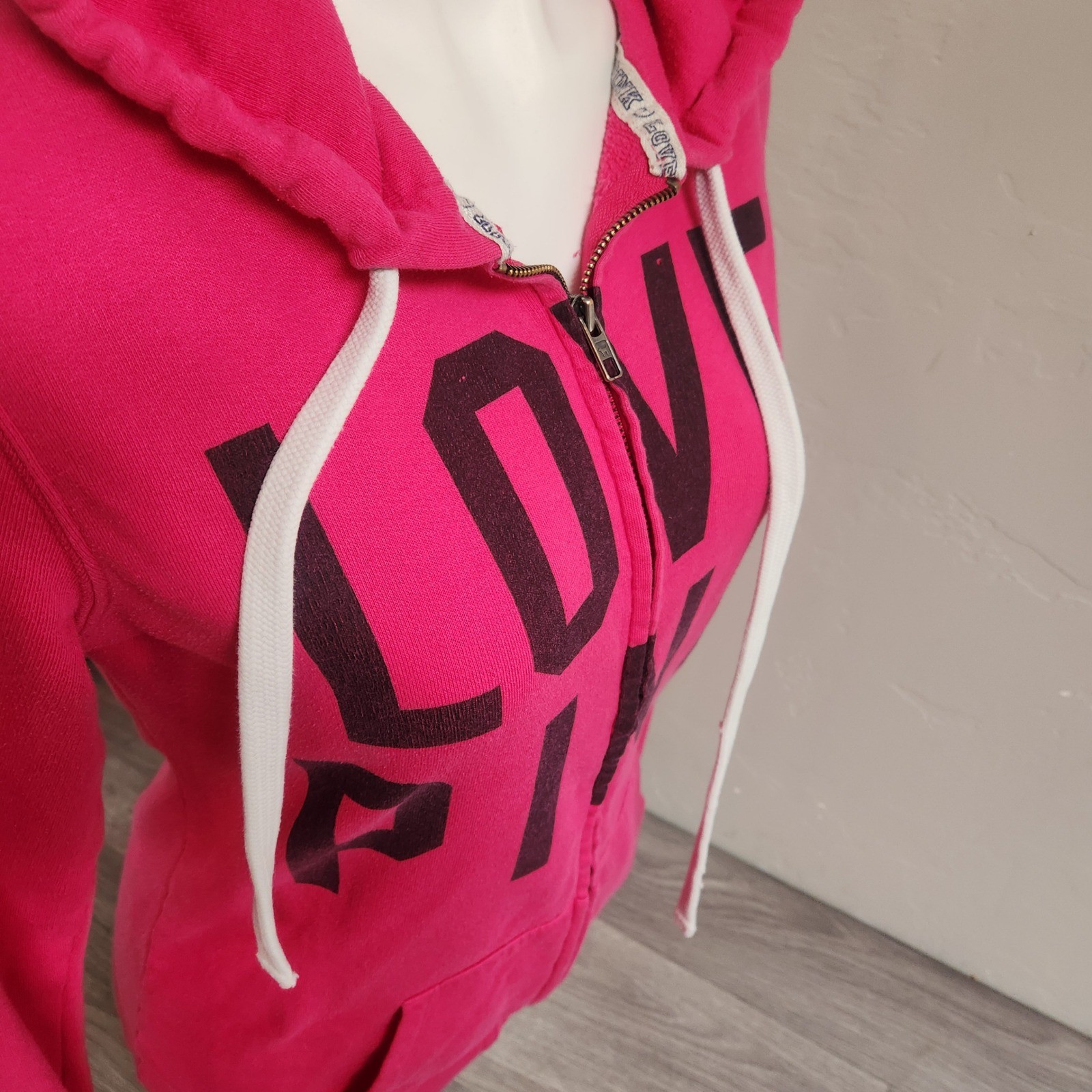 Vintage Victoria’s Secret PINK Hoodie Size XS Pink Full Zip Love Pink 86 Graphic