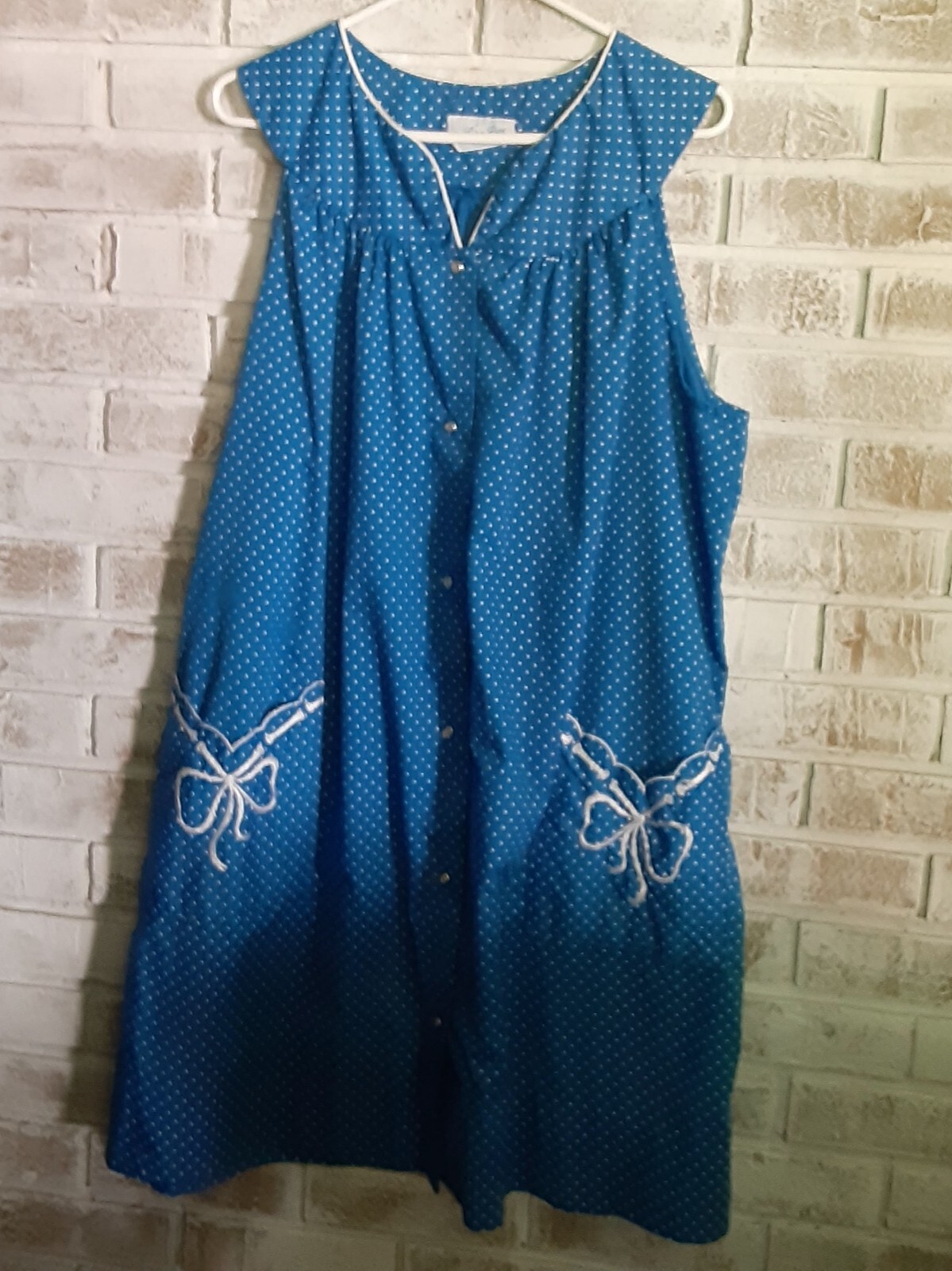 Vintage Lara Dee Charm Polka Dot Embroidered Robe sz 52