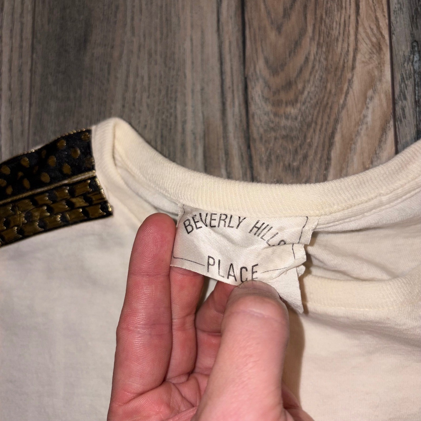 Beverly Hills Place Vintage Military Embellished T-Shirt Cream Gold Stars Size 1