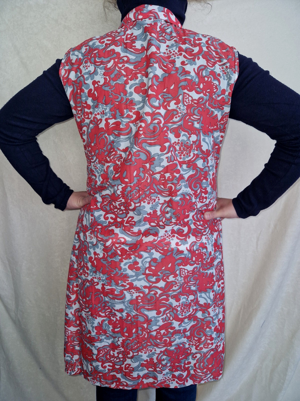 Nylon Dederon Smock Apron Vintage Apron Size 42 – Original 1970s–