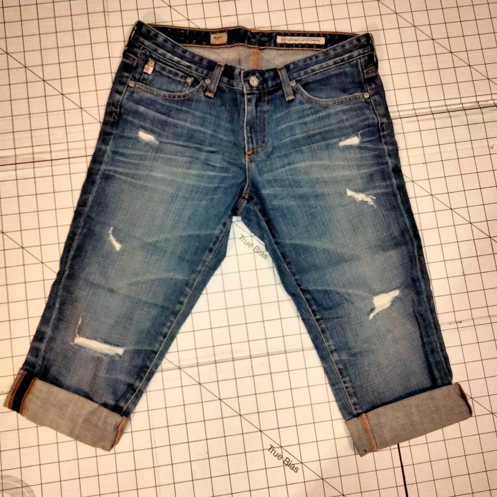 AG Adriano Goldschmied Blue Distressed Stretch Denim Maiden Capri Jeans 27R