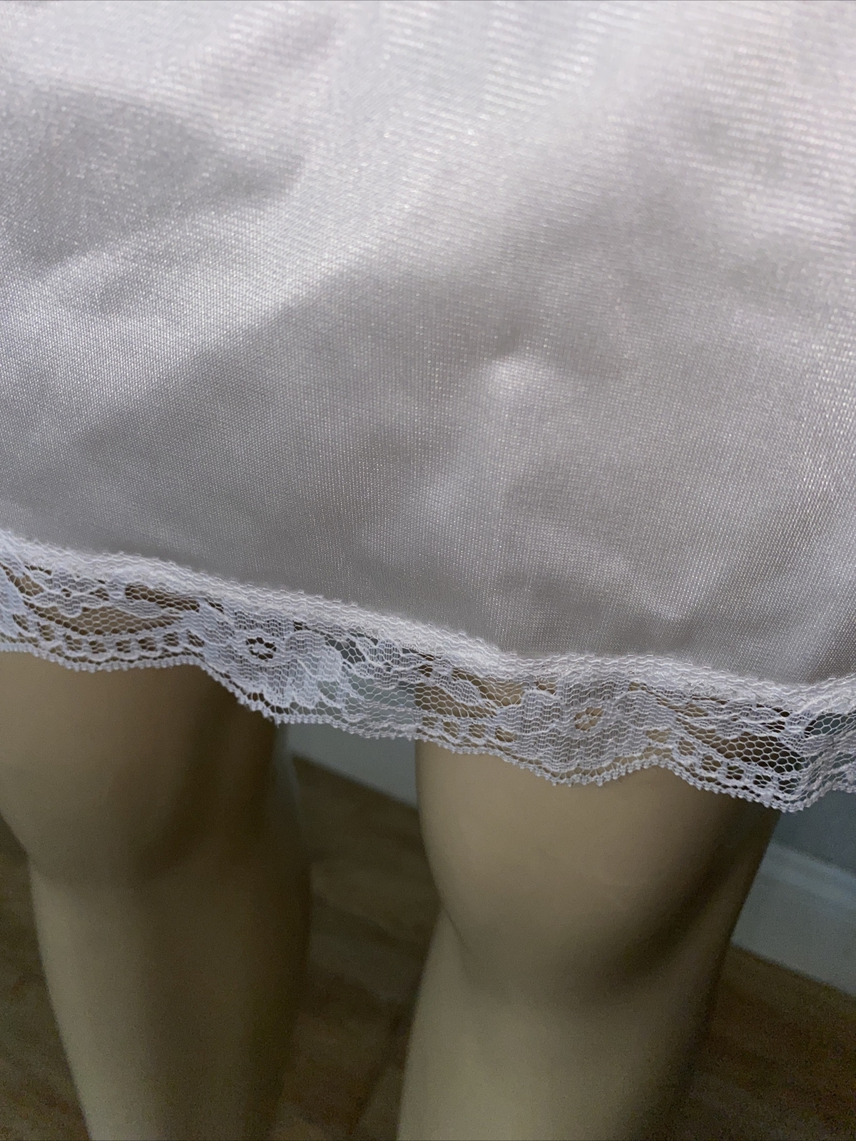 VTG Sears Antron III Nylon Lace Full Slip 32 Short White NWTS brw