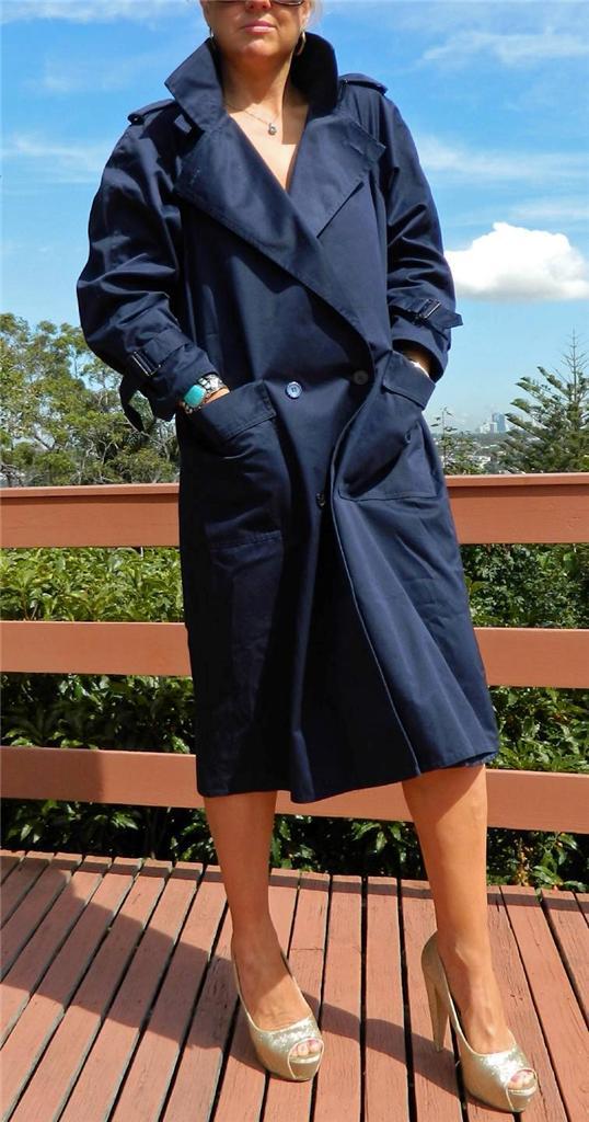VINTAGE Windy Weather 1960s-70s Original Classic Tailored Retro Trench