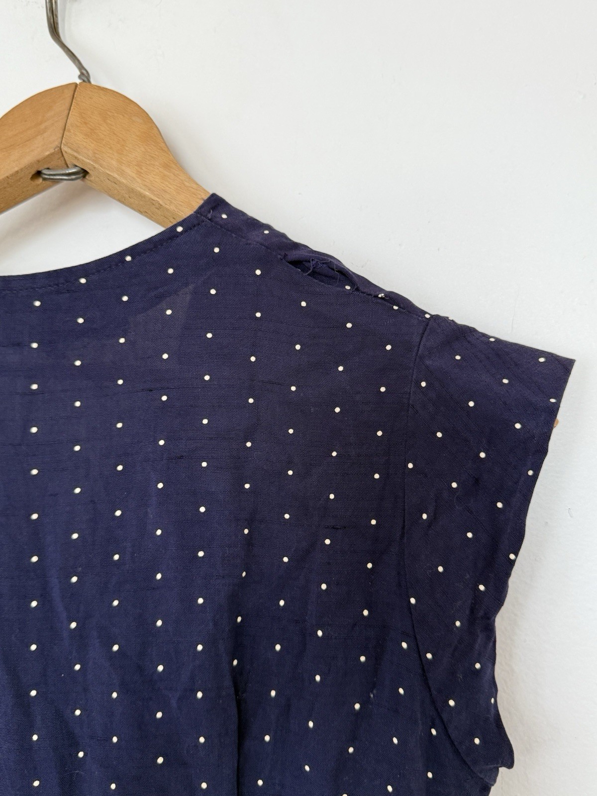 VINTAGE 40s FLOCKED POLKA DOT RAYON JERSEY BUTTON FRONT SLEEVELESS MIDI DRESS SM