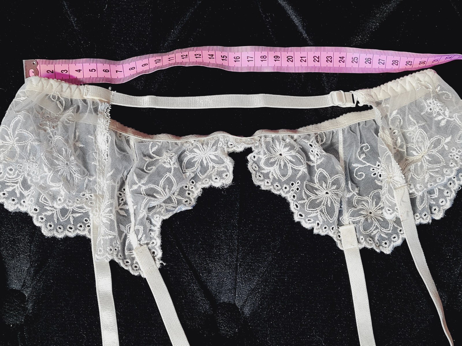 VTG VICTORIA’S SECRET Lace Garter Skirted Sissy SZ M RARE HOT