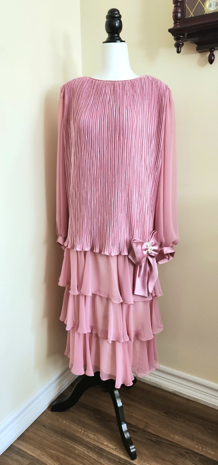 True Vintage 1980s drop-waist pink ruffled 1920s style dress XL great condition