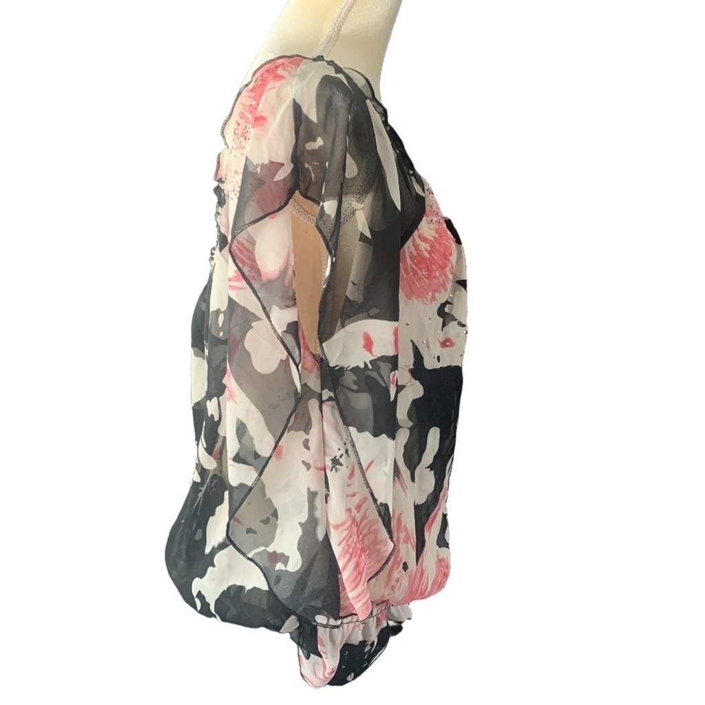 Vintage Paper Tee Black & White Floral Shear Open Sleeve Top