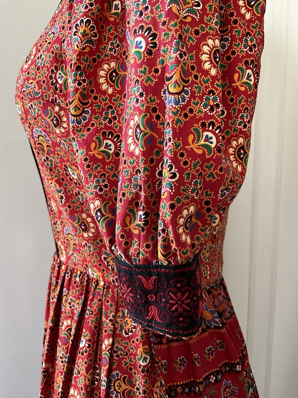 Vintage c.1970 Mountain Artisans Paisley Cotton Dress