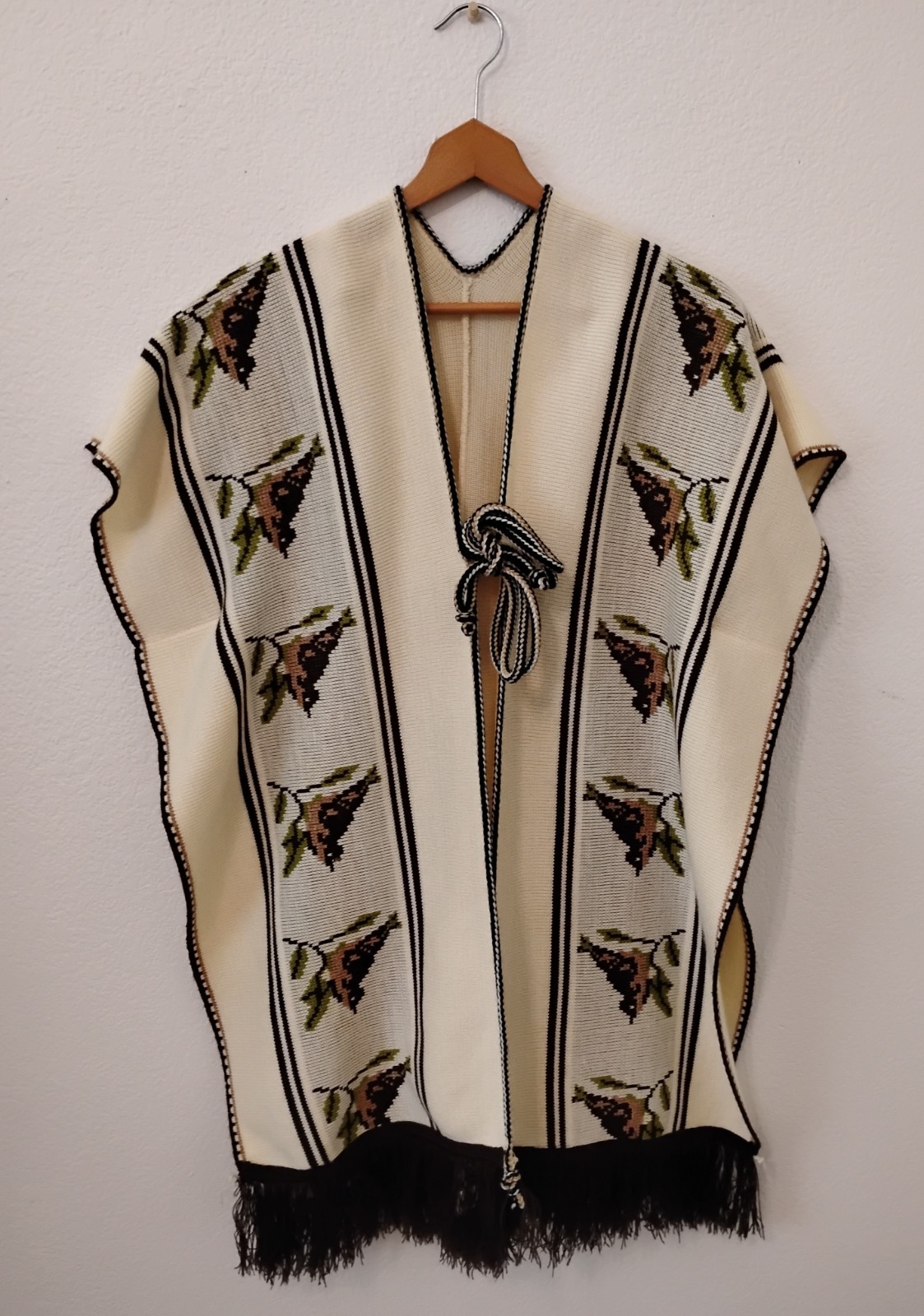 Vintage Bird Print Knit Tie Front Split Side Poncho With Fringe Boho Western