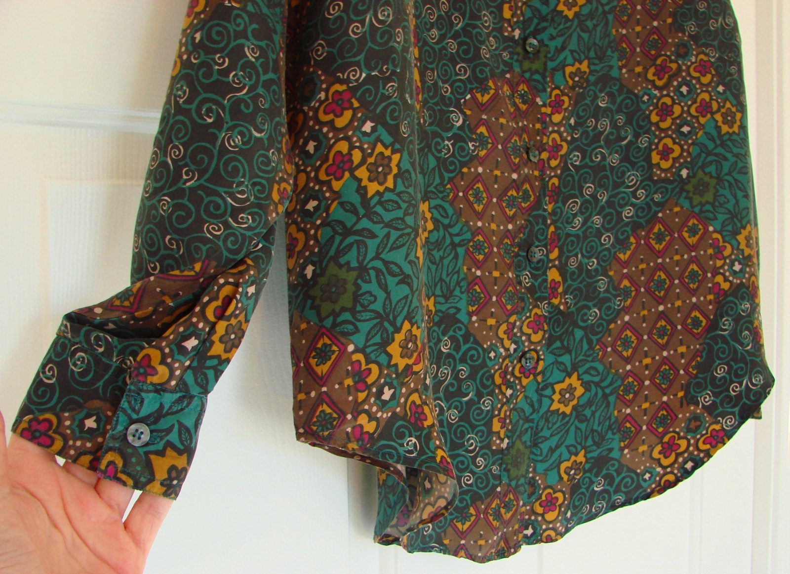Vintage Sophisticates by JONATHAN MARTIN 80’s 90’s Colorful L/S Silk Blouse M