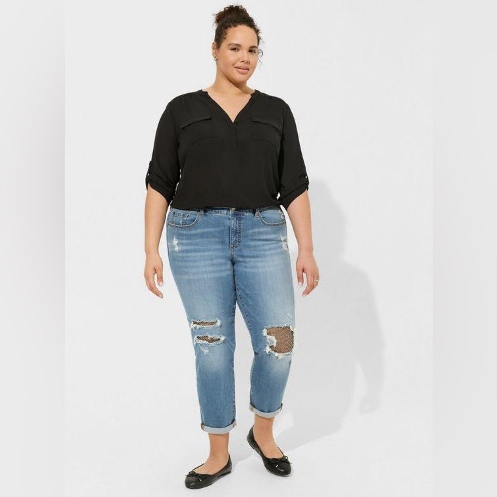Torrid Perfect Boyfriend Ankle Vintage Stretch Mid-Rise Jean 22R