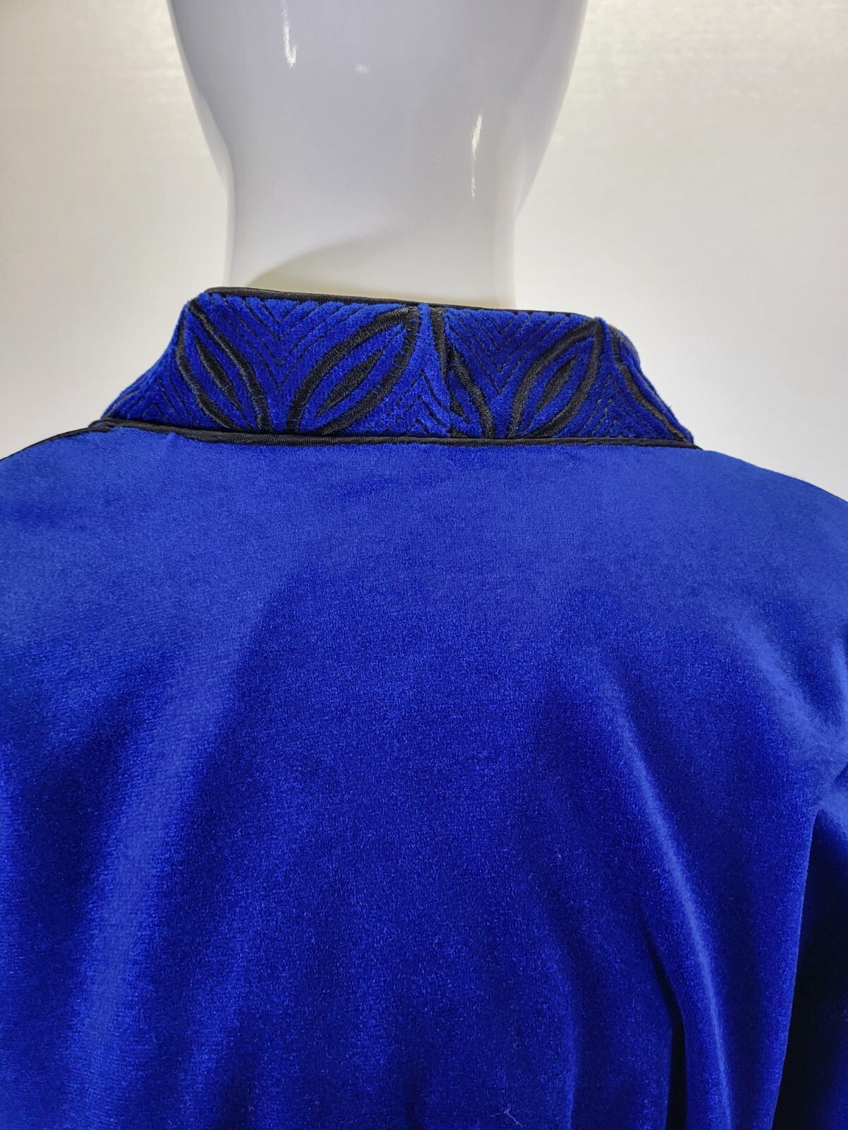 Vintage Gilligan O’malley Velour Robe With Belt Blue Womans Size M 12/14