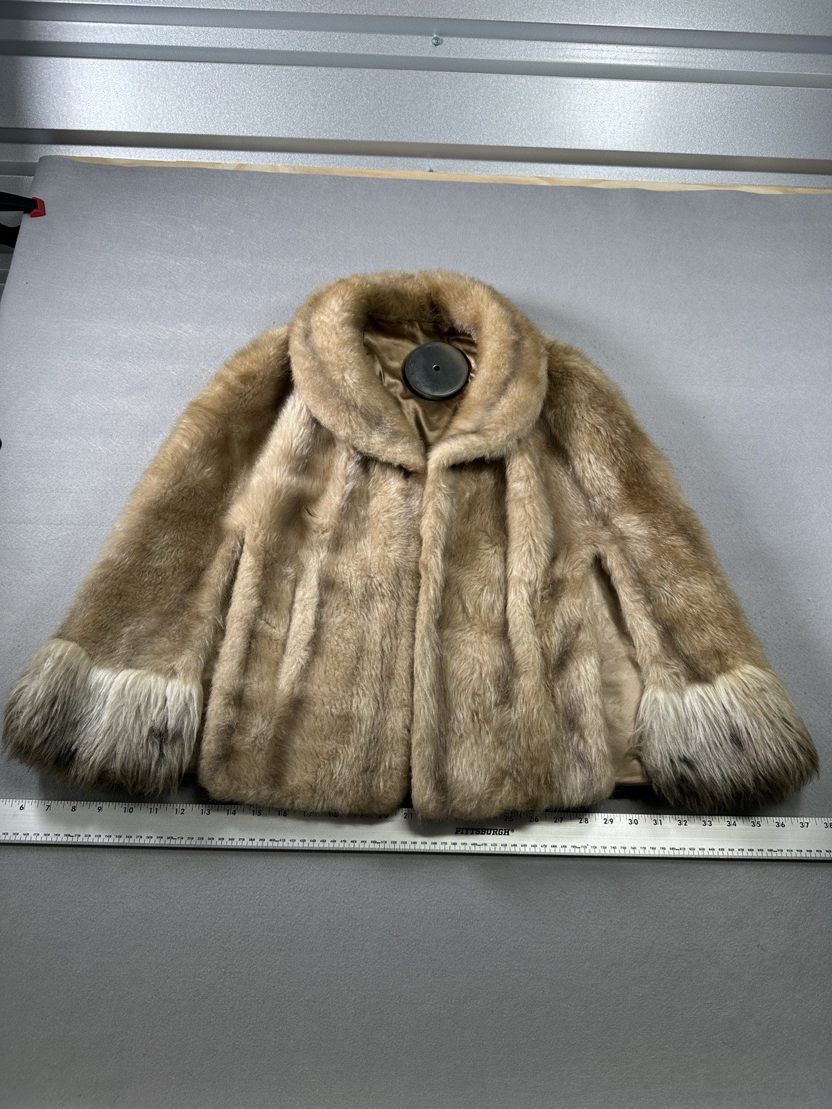 Regina Glenara By Glenoit Vintage Designer Taupe Blonde Faux Fur Jacket Cape