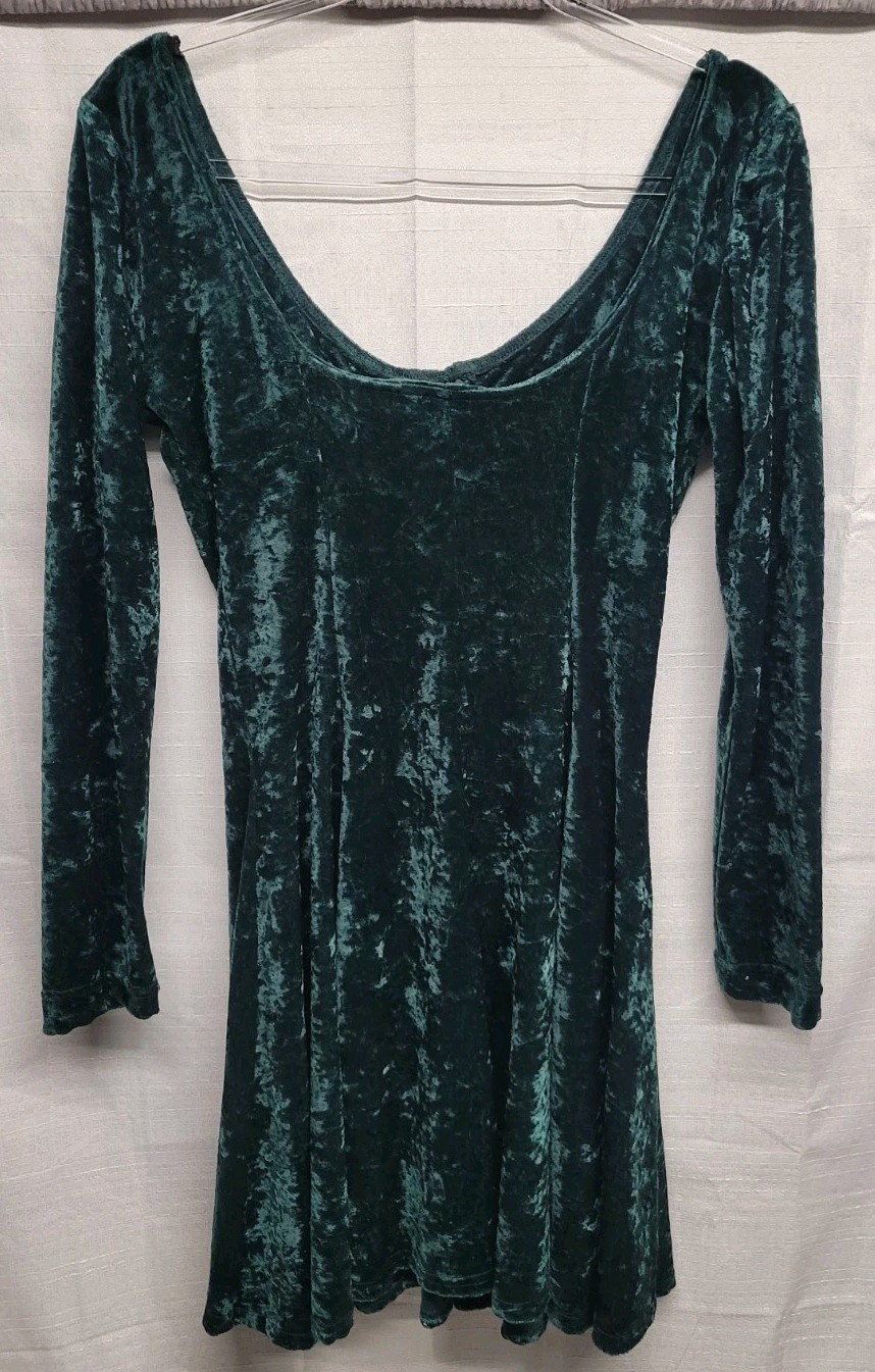 Vintage 90s Green Crushed Velvet Long Sleeve Knee Length Goth Punk Dress MadeUSA