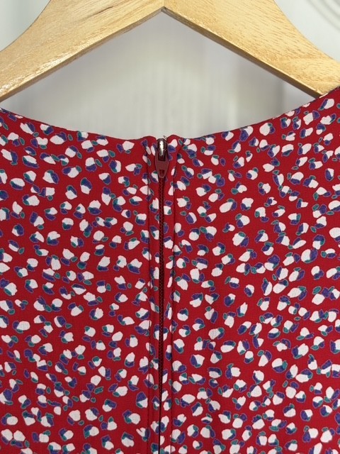 Vintage Jane Schaffhausen Belle France Rayon Dress Red Floral Ruffle Size 8 USA