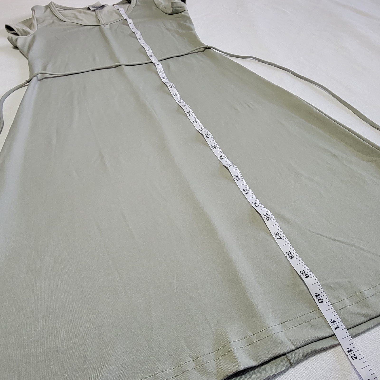 Vintage 90’s La Belle T-Shirt Dress Sage Green Short-sleeved V-neck Women Size L