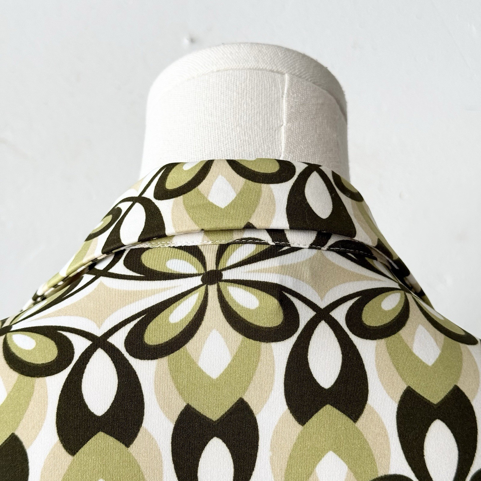 Y2K Does 1970’s Psychedelic Floral Print Shirt Dress • S