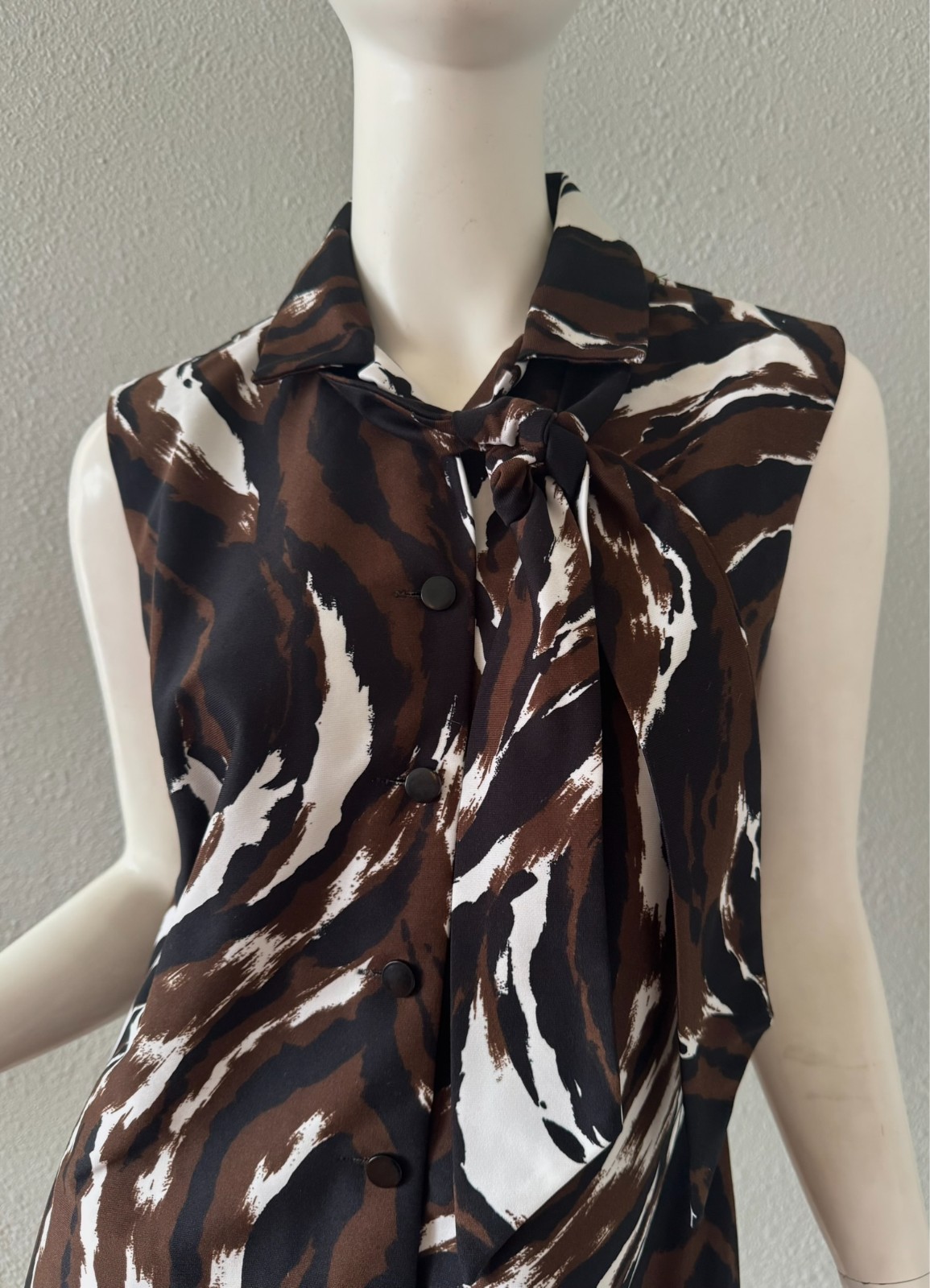 Vintage 60s Sleeveless Abstract Neck Tie MOD Button Shift Dress L