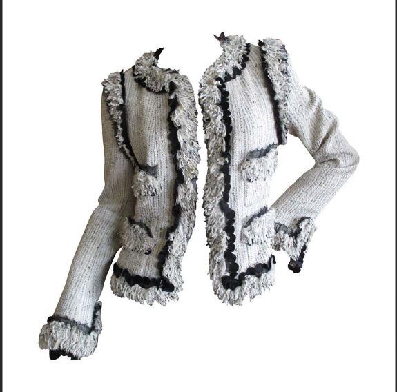 Chanel Vintage 2004 Fantasy Tweed B/W never worn size 46